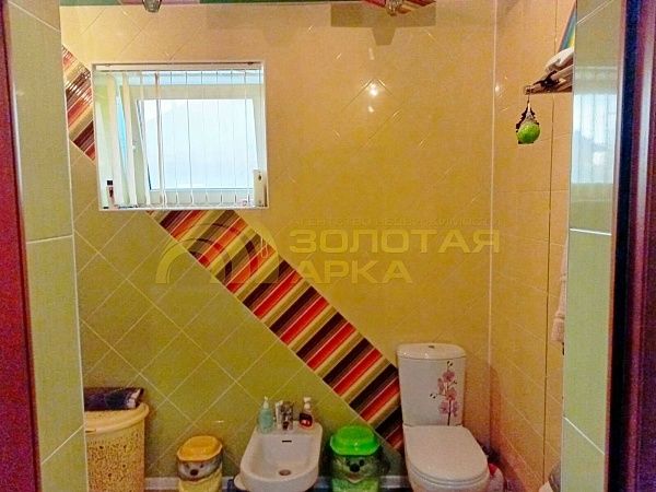 Дом с участком, 250 кв.м. Дом с участком, 250 кв.м.