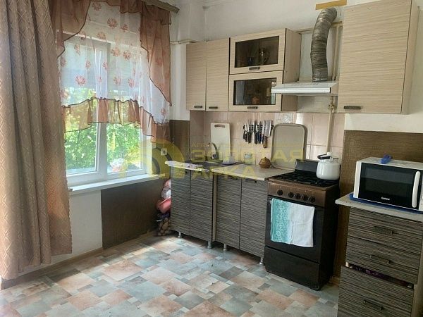 Дом с участком, 58 кв.м., улица Юбилейная, дом 117 Дом с участком, 58 кв.м., улица Юбилейная, дом 117