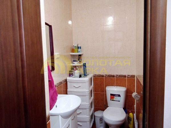 Дом с участком, 340 кв.м. Дом с участком, 340 кв.м.