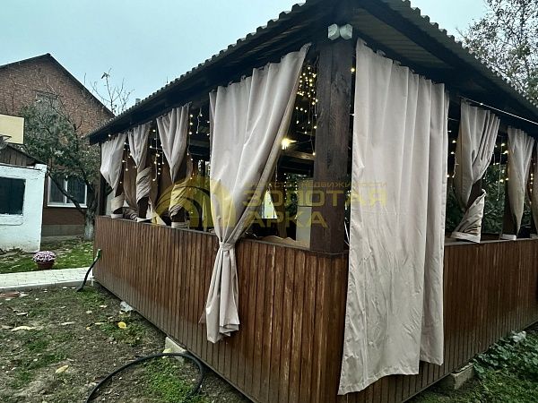 Дом с участком, 98 кв.м.