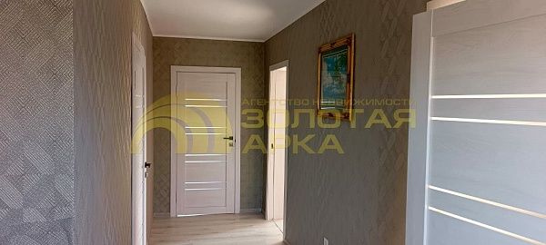 Дом, 179 кв.м.