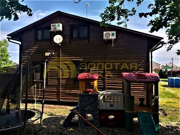 Дом с участком, 600 кв.м. Дом с участком, 600 кв.м.