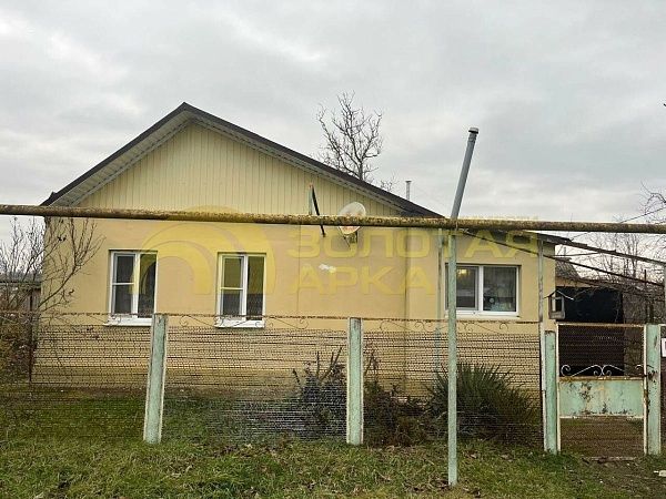 Дом с участком, 38 кв.м., Краснодарский край, Крымский район, Адагум