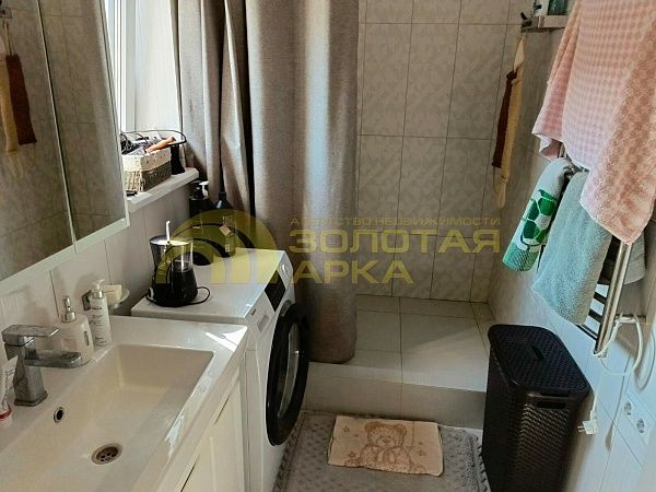 Дом с участком, 100 кв.м. Дом с участком, 100 кв.м.