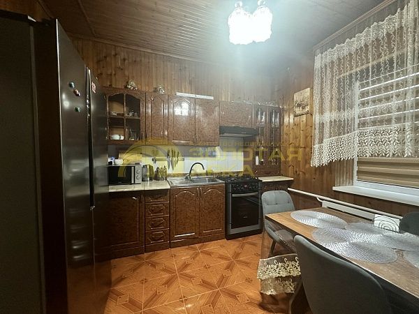 Дом с участком, 98 кв.м.
