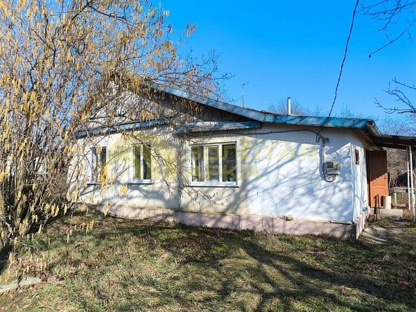 Дом с участком, 64 кв.м., Краснодарский край, Крымский район, Красный Октябрь Дом с участком, 64 кв.м., Краснодарский край, Крымский район, Красный Октябрь