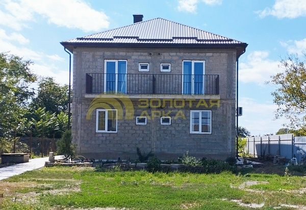 Дом, 230 кв.м.