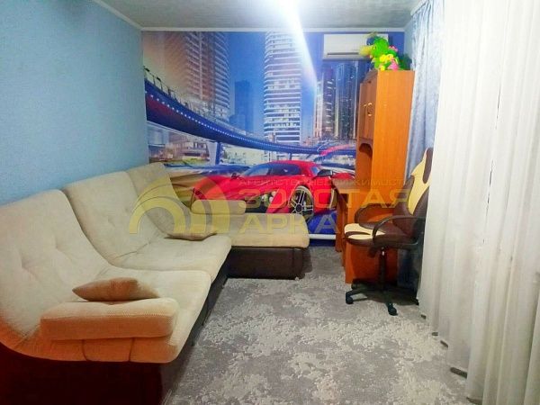 Дом, 211 кв.м.