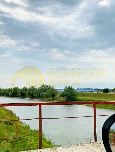 Земли коммерческого назначения, 226  сотка, 
