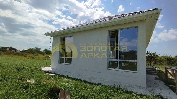 Дом с участком, 88 кв.м., Краснодарский край, Темрюкский район, Ахтанизовская Дом с участком, 88 кв.м., Краснодарский край, Темрюкский район, Ахтанизовская