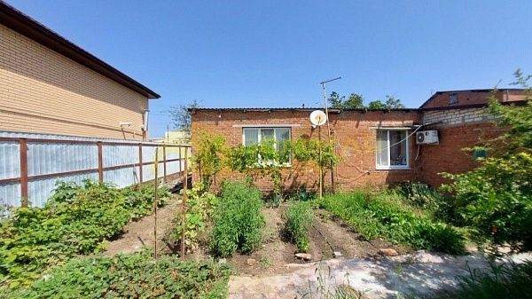 Дом с участком, 112 кв.м., улица Бондаревой, дом 57 Дом с участком, 112 кв.м., улица Бондаревой, дом 57
