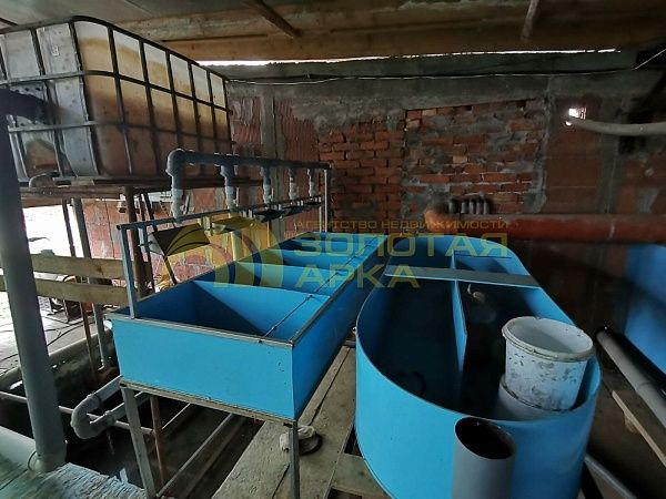 Дом с участком, 330 кв.м. Дом с участком, 330 кв.м.