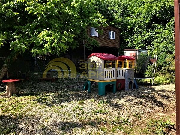 Дом с участком, 600 кв.м. Дом с участком, 600 кв.м.