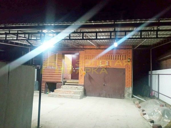 Дом, 211 кв.м., улица Батарейная
