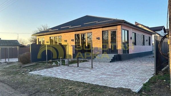 Дом, 92 кв.м., улица Красная
