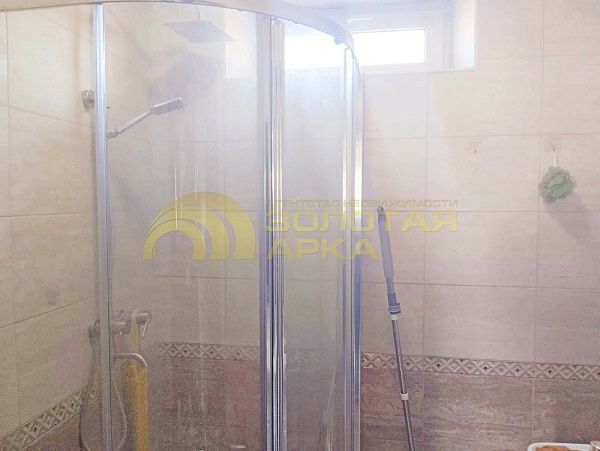 Дом с участком, 471 кв.м. Дом с участком, 471 кв.м.