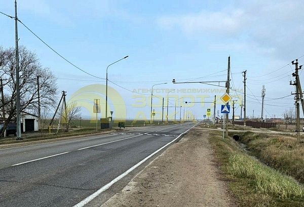 Участок, улица Бондаревой, дом 90