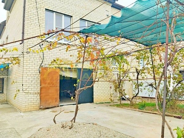 Дом с участком, 241 кв.м., переулок Сиреневый