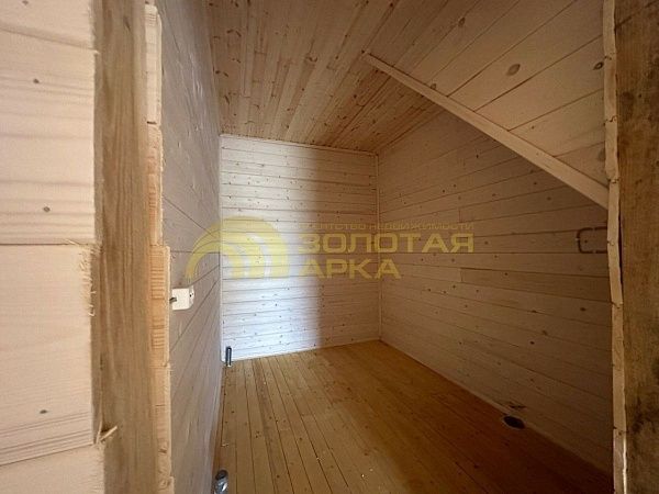 Дом с участком, 80 кв.м., улица Свободы, дом 1 Дом с участком, 80 кв.м., улица Свободы, дом 1