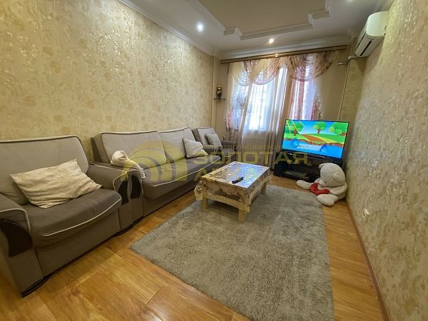 3-к квартира, 70 кв.м. 3-к квартира, 70 кв.м.