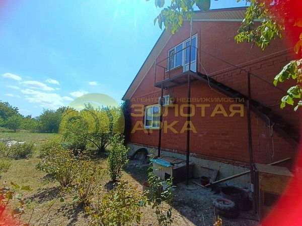 Дом с участком, 94 кв.м. Дом с участком, 94 кв.м.