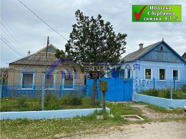 Дом с участком, 76 кв.м., Краснодарский край, Темрюкский район, Темрюк Дом с участком, 76 кв.м., Краснодарский край, Темрюкский район, Темрюк