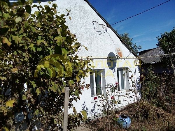 Дом с участком, 74 кв.м.