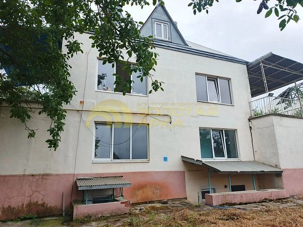 Дом, 239 кв.м.