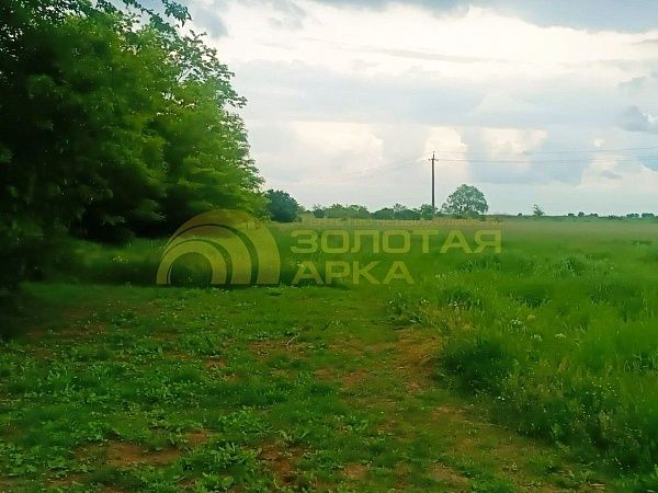 Участок, улица Южная, дом 1