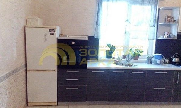 Дом, 225 кв.м.