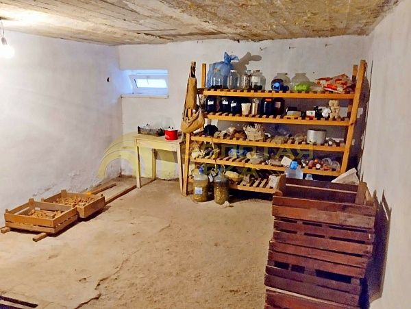 Дом с участком, 230 кв.м.