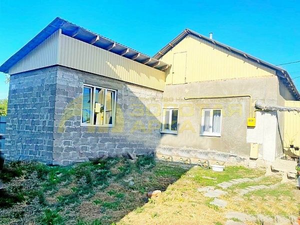 Дом с участком, 46 кв.м., улица Новороссийская, дом 107