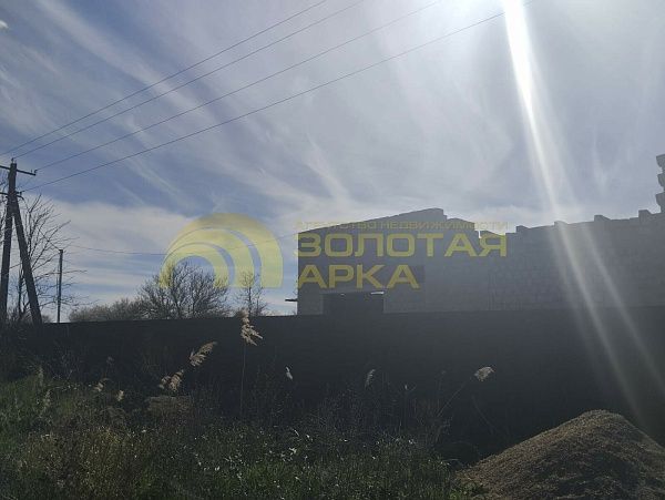 Дом с участком, 207 кв.м.