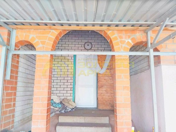 Дом с участком, 471 кв.м. Дом с участком, 471 кв.м.