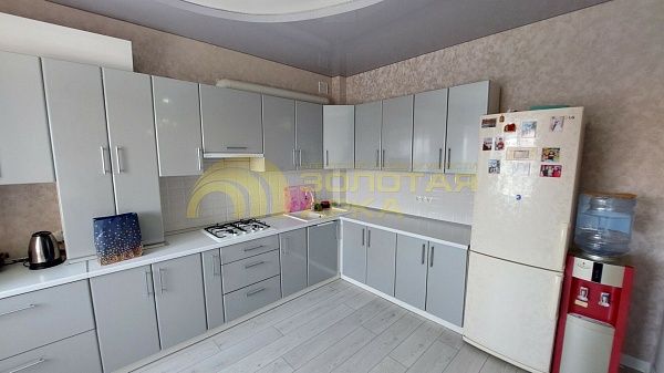 3-к квартира, 80 кв.м. 3-к квартира, 80 кв.м.