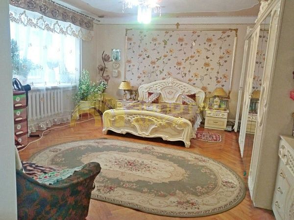 Дом, 240 кв.м.