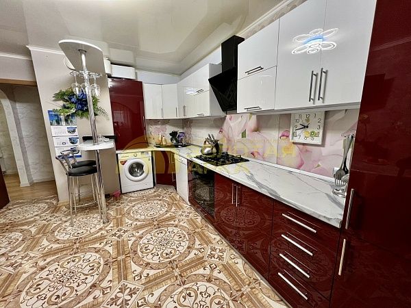 3-к квартира, 87 кв.м. 3-к квартира, 87 кв.м.