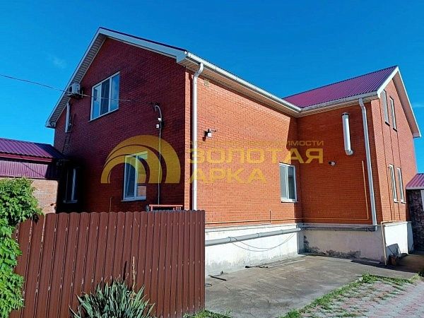 Дом с участком, 294 кв.м., Краснодарский край, Темрюкский район, Волна