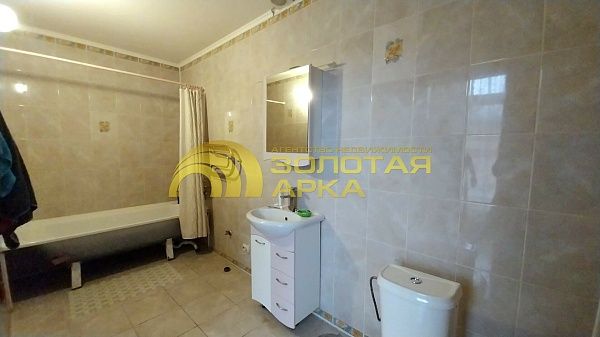 Дом с участком, 508 кв.м. Дом с участком, 508 кв.м.