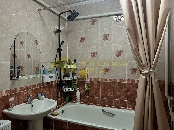 Дом с участком, 98 кв.м.