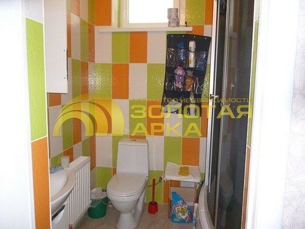 Дом с участком, 262 кв.м.