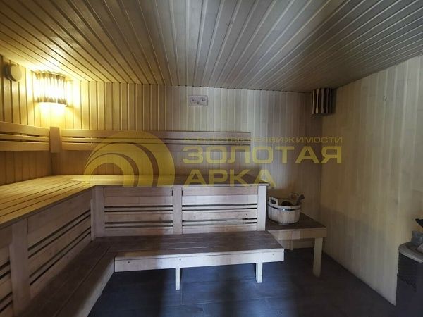 Дом, 200 кв.м.