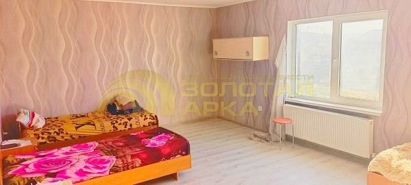 Дом, 179 кв.м.