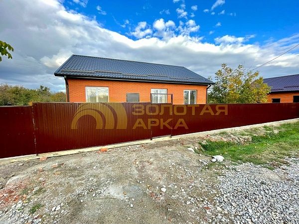 Дом с участком, 92 кв.м.