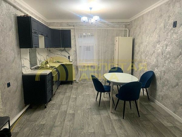 Дом с участком, 117 кв.м., улица Красного Октября Дом с участком, 117 кв.м., улица Красного Октября