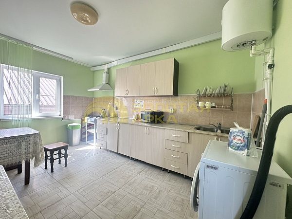 Гостиница, 373  кв. м, 

