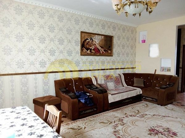 Дом с участком, 340 кв.м. Дом с участком, 340 кв.м.