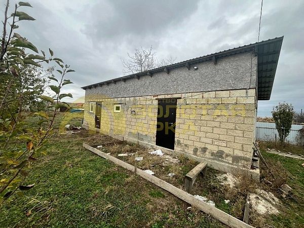 Дом с участком, 118 кв.м.