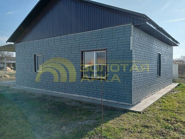 Дом с участком, 59 кв.м., Краснодарский край, Славянский район, Коржевский Дом с участком, 59 кв.м., Краснодарский край, Славянский район, Коржевский