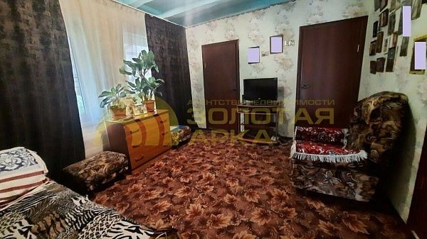 Дом с участком, 61 кв.м., улица 8 Марта Дом с участком, 61 кв.м., улица 8 Марта